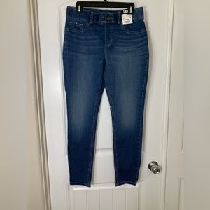 Lee “ Cannon”  Jean/jegging Size Medium
